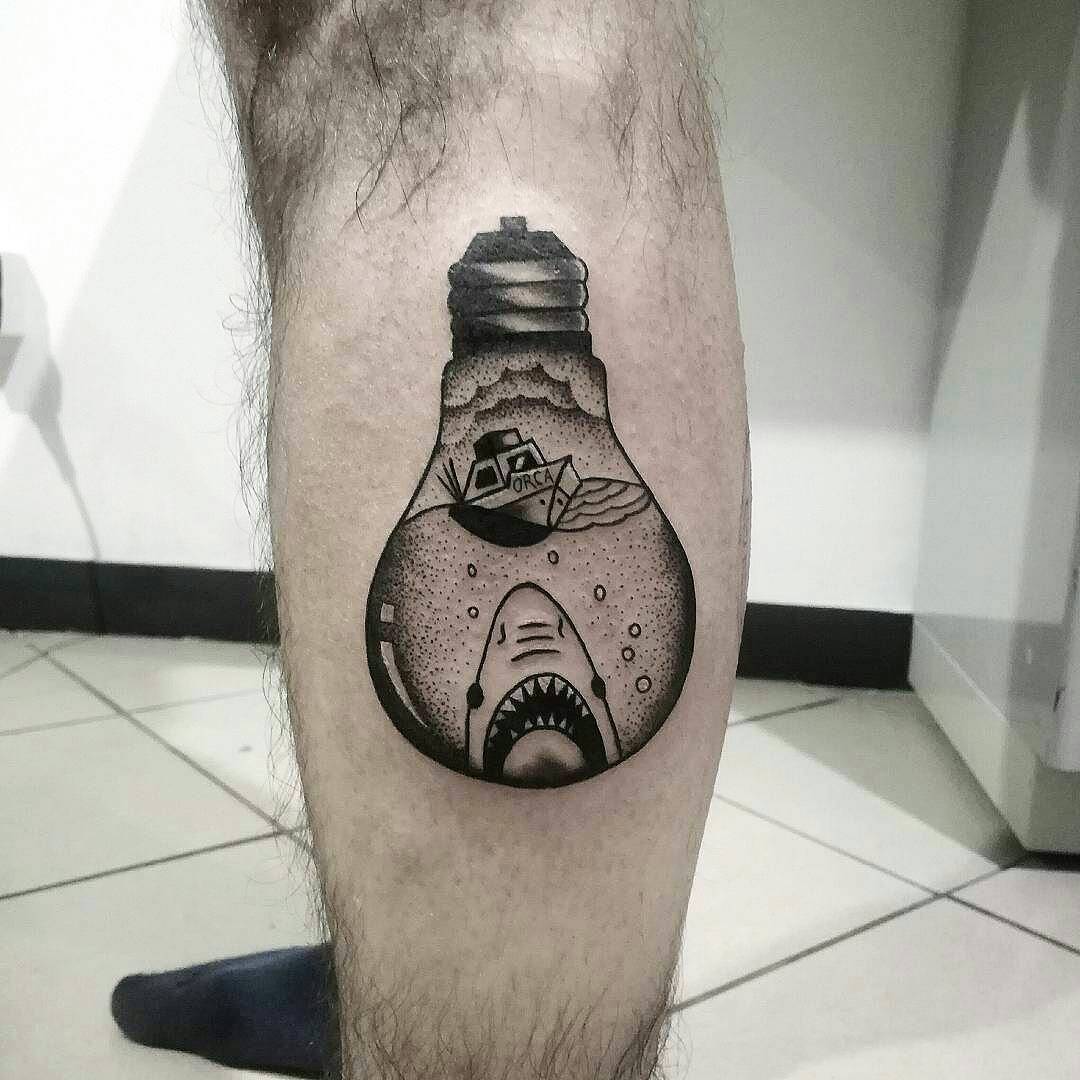 capitano c4tattoostudio Lightbulb with shark tattoo